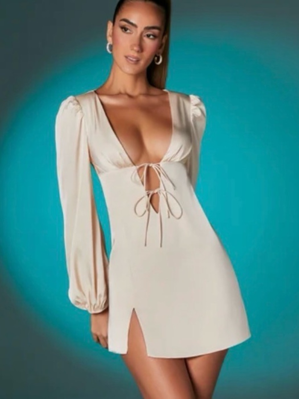 NWT Oh Polly Vanna Balloon Sleeve Mini Dress in Ivory Satin Size 6